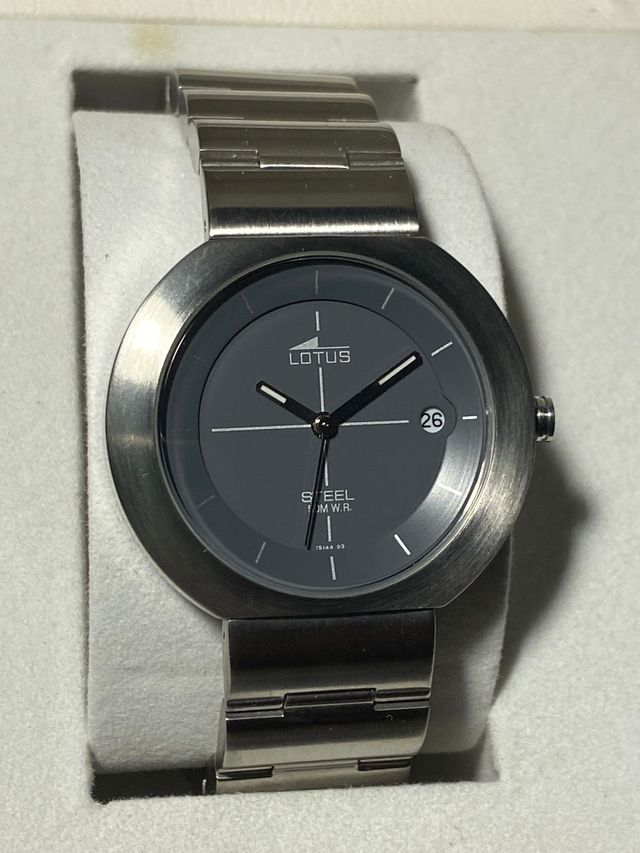 Reloj Lotus