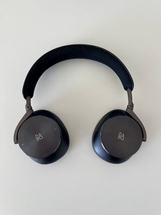 Auriculares Bang&Olufsen Beoplay H95 color negro