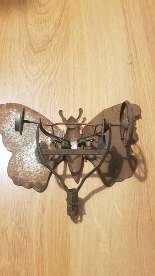 Juguete rico hojalata