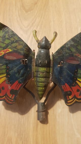 Juguete rico hojalata