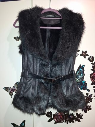 Chaleco Negro de Pelito 