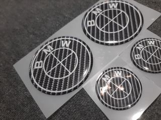 4 logos efecto carbono bmw