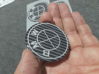 4 logos efecto carbono bmw