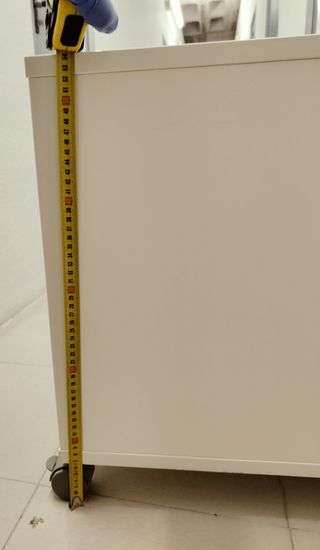 Mesa auxiliar, mesita de noche de Ikea