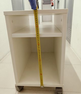 Mesa auxiliar, mesita de noche de Ikea