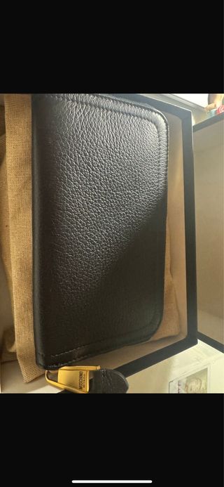 Cartera /bolso de mano moschino