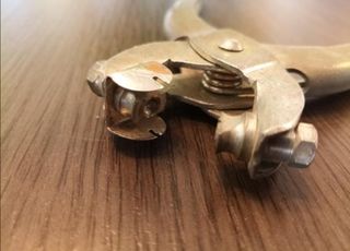 Antigua Remachadora Corchetes