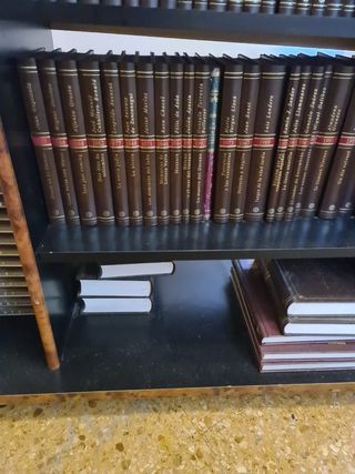 50 años de literatura y CDs