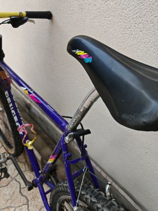 Bicicleta BTT Peugeot Black Rock de los 90s