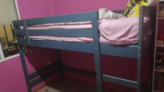 Cama litera de arriba