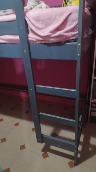 Cama litera de arriba