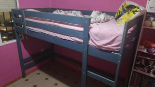 Cama litera de arriba