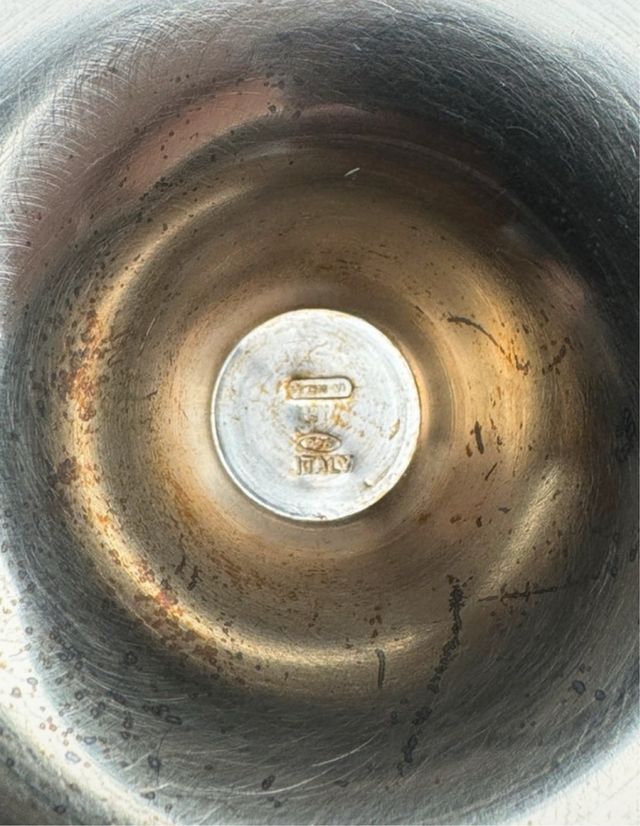 Coppia di flûte in argento con tonalità animalier