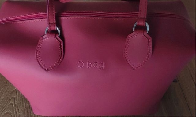 Borsa O bag Bordeaux