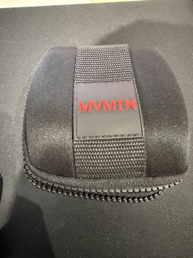 Reloj mvmt esfera blanca// correa marron