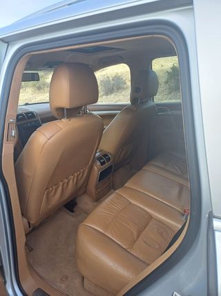 Porsche Cayenne 2004