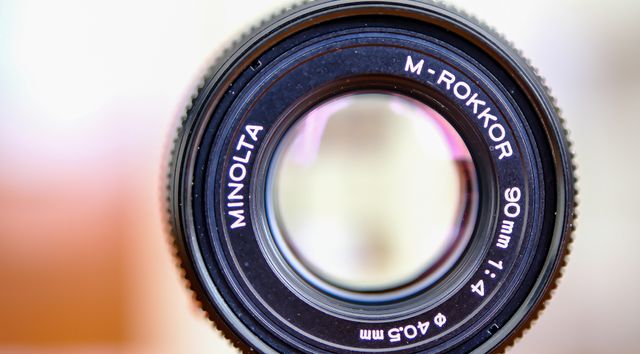 OBJETIVO MINOLTA M-ROKKOR 90mm F4   