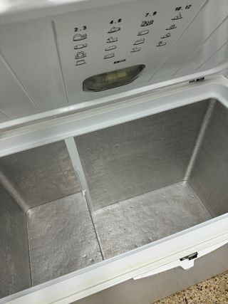 Arcon congelador vertical Soniec