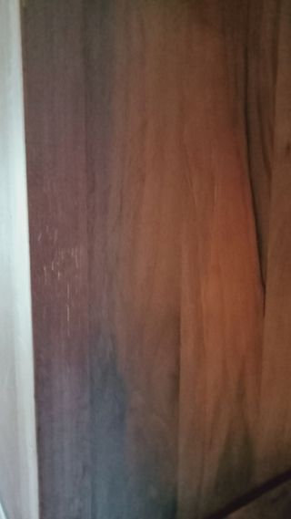 Mueble TV esquinero cerezo macizo