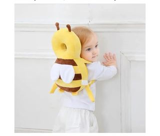 COJÍN MOCHILA Y RODILLERAS PARA BEBÉS.