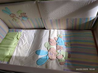 Cuna muy bonita con complementos 