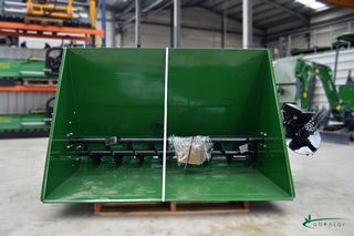 ESPARCIDOR DE ESTIERCOL AUTOCARGABLE