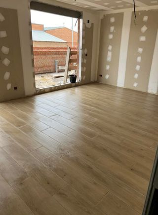 ALICATADOS Y SOLADO en Murcia