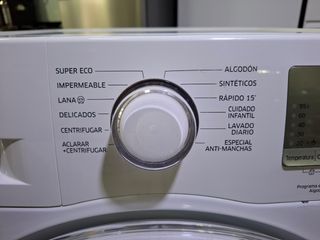 Lavadora carga frontal Samsung. 8 kilos