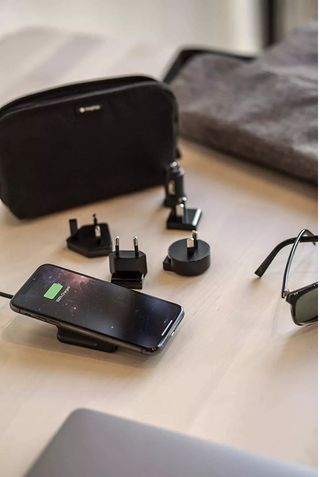 MOPHIE Cargador universal inalambrico coche red