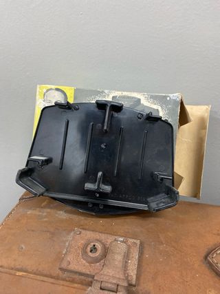 Repartidor de cartas antiguo