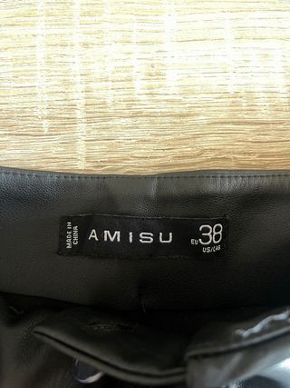 Pantalon corto cuero