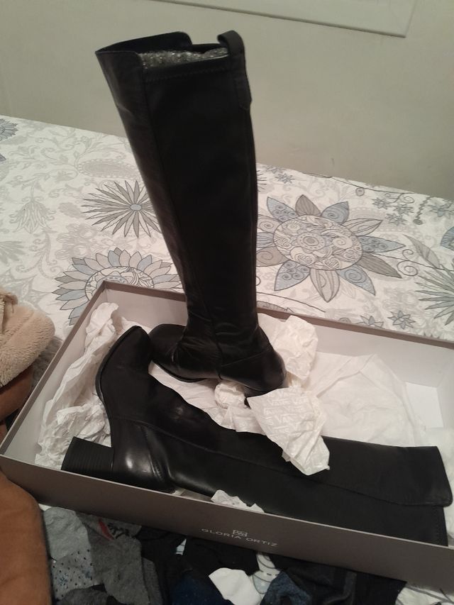 Botas asta la pantorulla