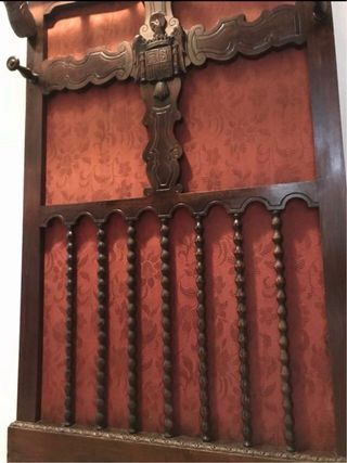 Perchero Bengalero antiguo. Tallado a mano