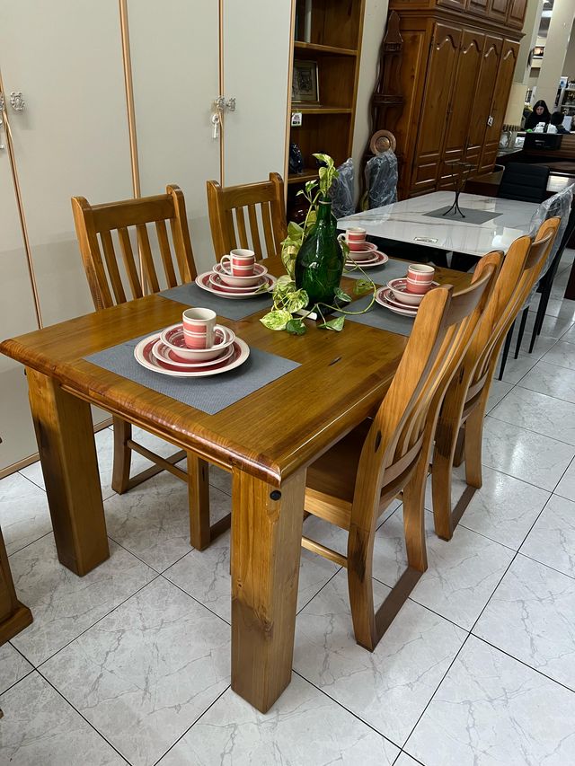MESA DE COMEDOR + 4 SILLAS MADERA VIETNAM