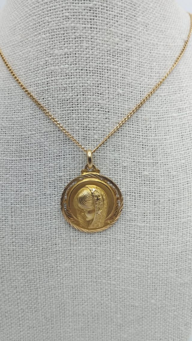 MEDALLA ORO 18K NIÑA