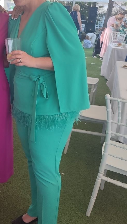 Traje pantalón y chaqueta