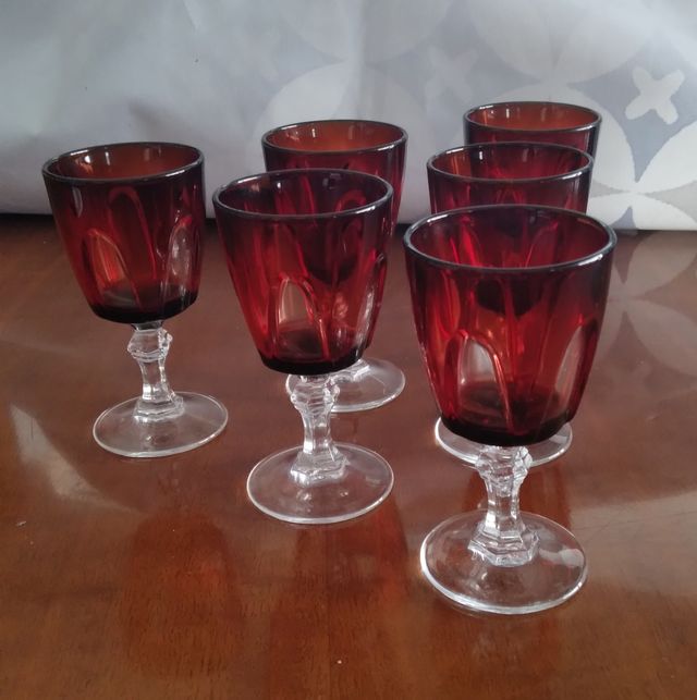 Copas de licor cristal  rojo