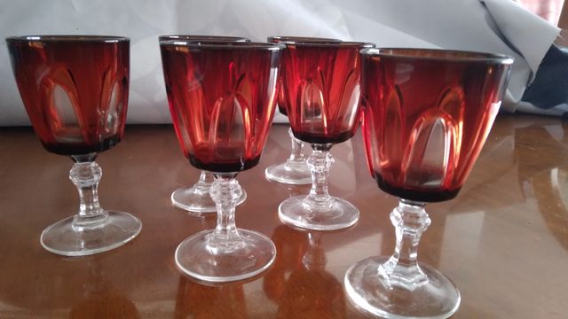 Copas de licor cristal  rojo
