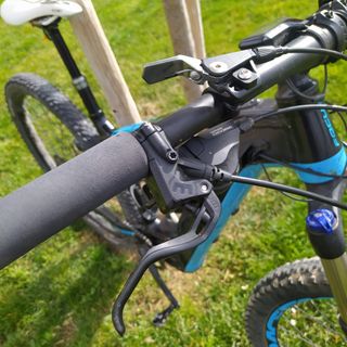 Bicicleta eléctrica de montaña