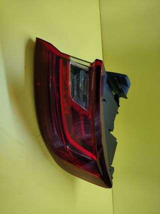 ✅PILOTO TRASERO DERECHO RENAULT MEGANE IV
