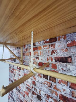 COMPOSICIÓN 3 BALDAS PINO MACIZO LACADO 140x40x2,5