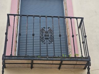 Rejas de balcon y puerta