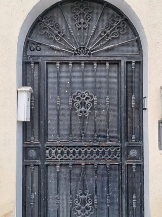 Rejas de balcon y puerta