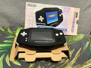 Game boy Advance negra con caja repro