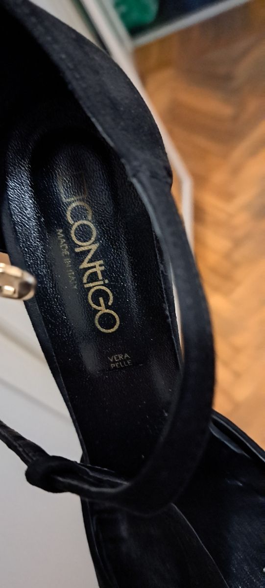 Scarpe nere da ballo o da uscire