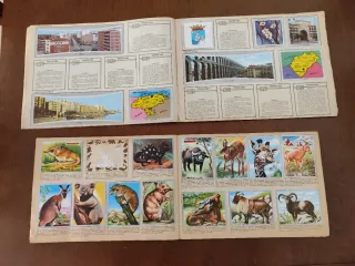 Lote 2 album Zoología Bot España Foto Cromos
