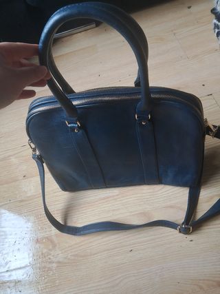 Bolso grande de piel
