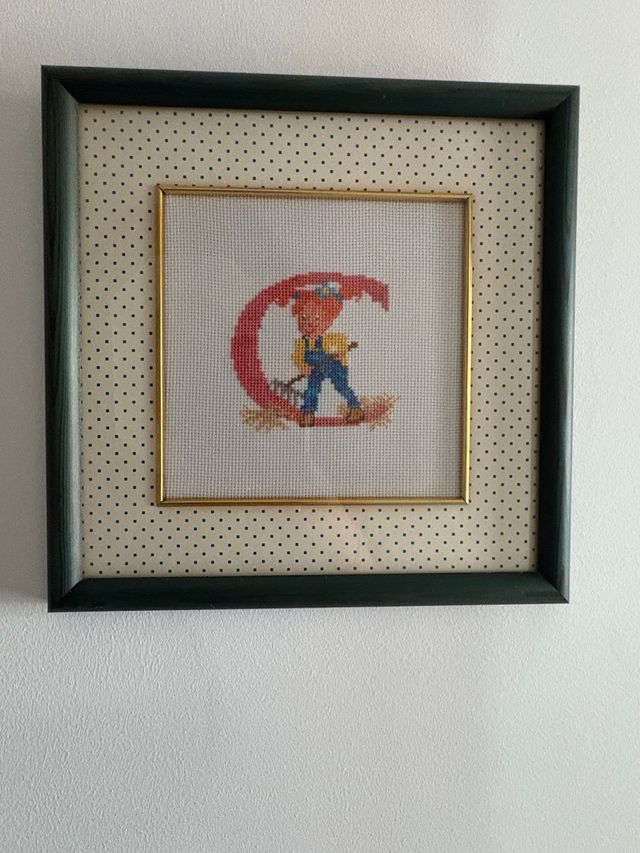 Cuadro con Inicial Punto de Cruz