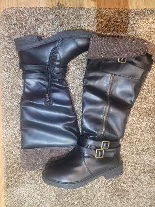 Botas altas, numero 39 A ESTRENAR