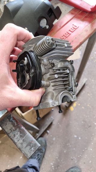 Despiece jonsered 2240